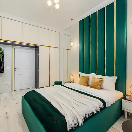 Golden Greens Studio - Mountain Scenery Braşov Exterior foto