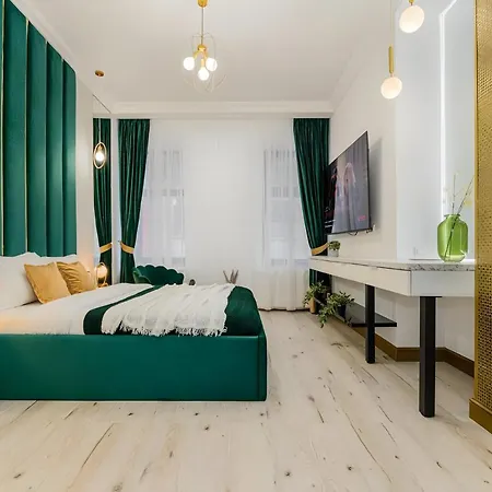 Golden Greens Studio - Mountain Scenery Braşov Exterior foto